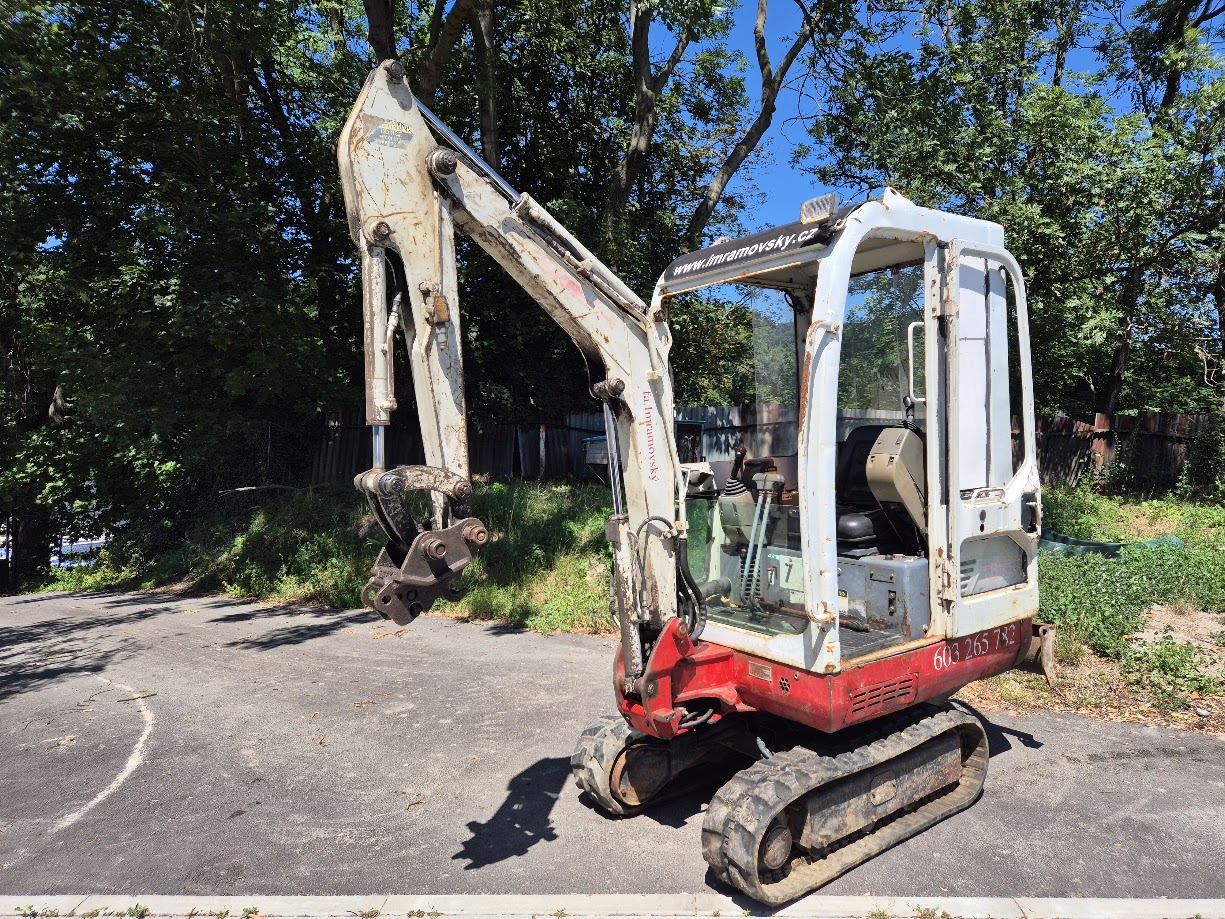 Takeuchi TB014