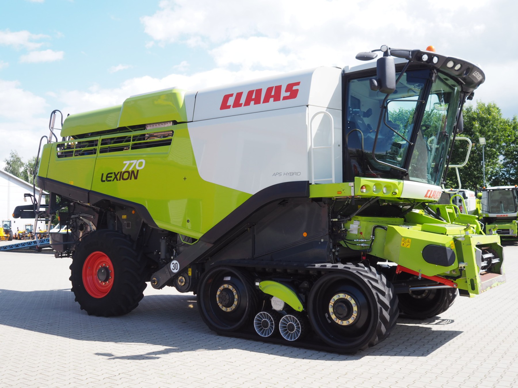CLAAS Lexion 770TT + V1230