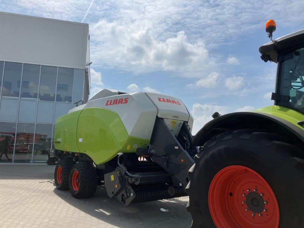 CLAAS Quadrant 5300 RF
