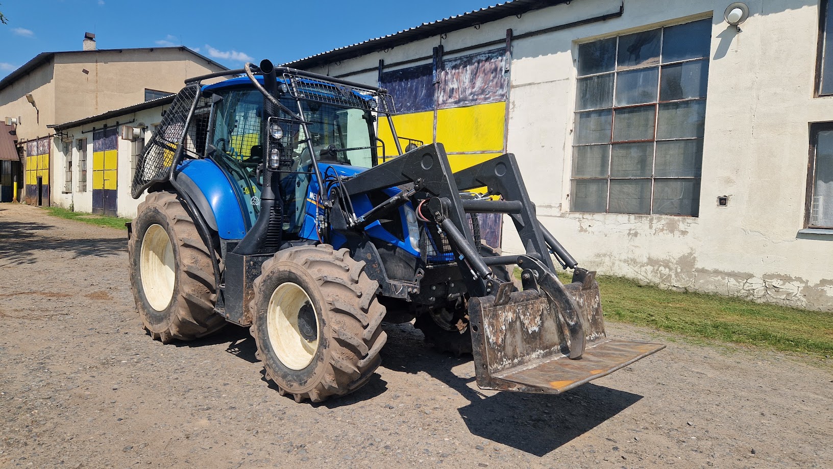 New Holland T5.100 + PTR 