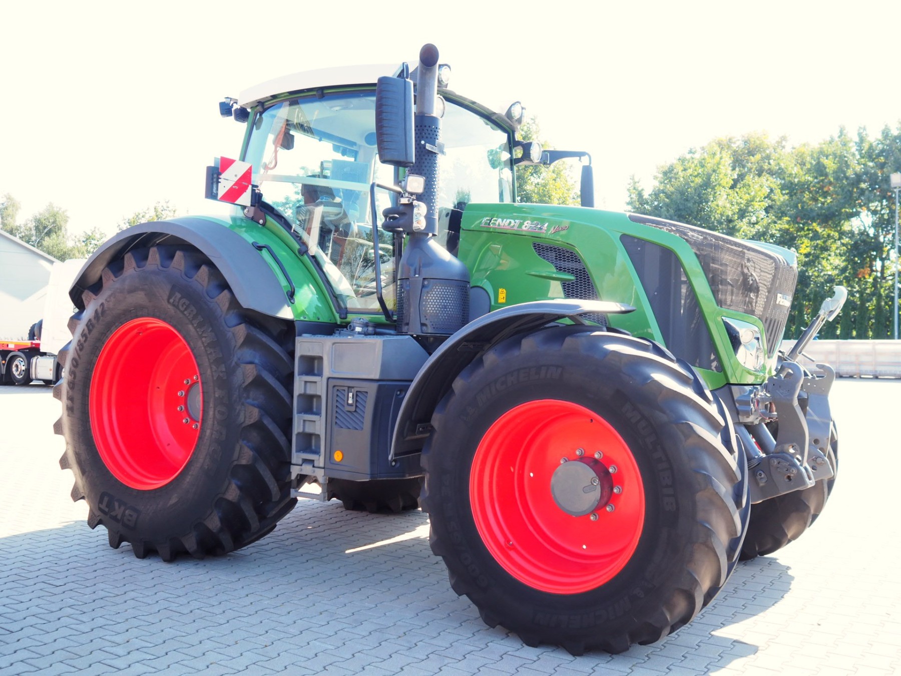 FENDT 824 S4 Profi Plus, GPS