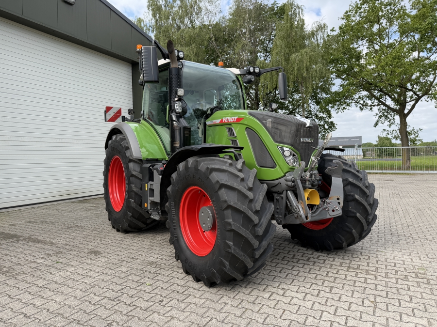 FENDT 724 Gen6 Profi Plus