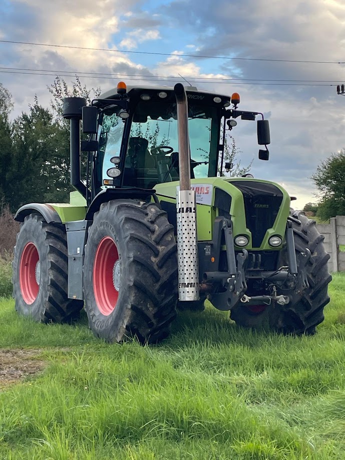 CLAAS Xerion 3300 Trac